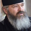 Iaşi: Preotul Calistrat Chifan, acuzat că a bătut două femei în curtea bisericii, nu va oficia slujbe pe durata anchetei