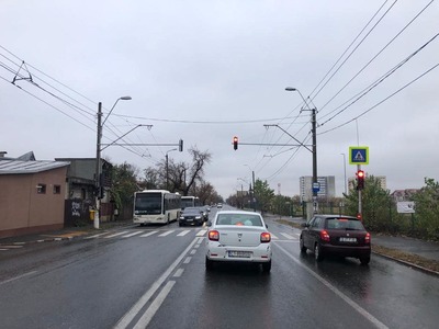 Primăria Capitalei: Semaforul provizoriu de pe Şoseaua Antiaeriană este funcţional/ Continuă procedura legală pentru amplasarea semafoarelor permanente