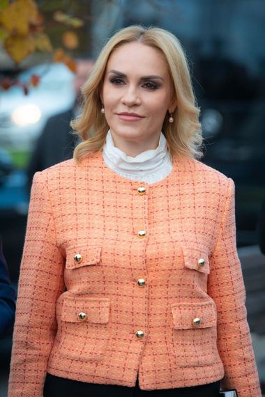 Firea, de Ziua Internaţională de Luptă Împotriva Violenţei asupra femeilor: În primele 9 luni, au fost înregistrate peste 66.000 de victime ale violenţei domestice, jumătate dintre cazuri în mediul rural 
