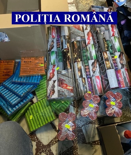 Aproape nouă tone de articole pirotehnice confiscate şi amenzi de peste 30.000 de lei, până acum în cadrul acţiunii ”Foc de artificii”/ Recomandările poliţiştilor pentru cei care folosesc articole pirotehnice pe perioada sărbătorilor de iarnă