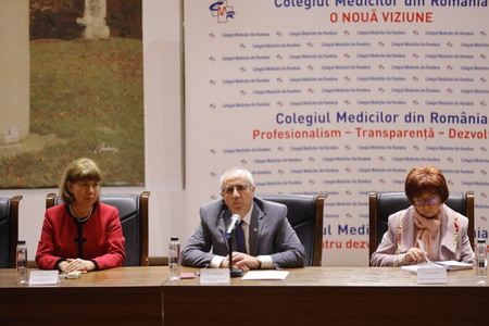 Preşedintele Colegiului Medicilor: Trebuie să ne adaptăm la resursa umană pe care o avem. Rezolvarea ar fi să oferim medicului tânăr acea infrastructură pe care şi-o doreşte