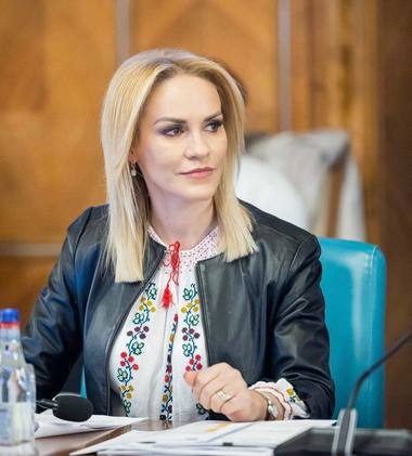 Gabriela Firea: Guvernul a aprobat majorarea cu 50% a indemnizaţiei de creştere a copilului pentru mamele de gemeni, tripleţi sau multipleţi