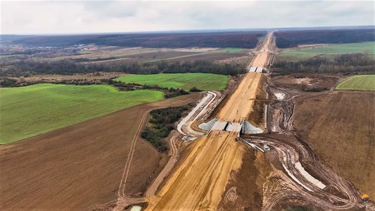 Asociaţia Pro Infrastructură: Tronsonul 3 al Drumului Expres Craiova-Piteşti are toate şansele să fie finalizat până la sfârşitul lui 2023/ Din păcate, şoferii vor putea folosi doar aproximativ 15 kilometri