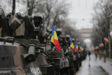 Numărul demisiilor din Armată s-a dublat anul acesta comparativ cu 2021, iar tinerii încep să fugă de şcolile militare. Banii mai mulţi din sectorul privat, principalul motiv / Atractivitatea profesiei militare, scăzută în contextul războiului din Ucraina
