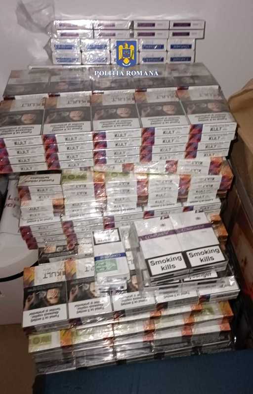 Ialomiţa: Poliţiştii au descoperit şi confiscat peste 23.000 de ţigarete de contrabandă şi 500 de kilograme de materiale pirotehnice ilegale
