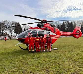 Prima misiune a Punctului de Operare Aeromedicală Braşov, cu un elicopter SMURD, pentru salvarea unei persoane în stare critică
