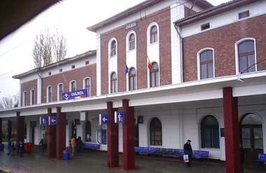 CFR anunţă că au fost aprobaţi indicatorii tehnico-economici pentru investiţii vizând modernizarea unor staţii şi a liniei ferate Craiova - Drobeta Turnu Severin - Caransebeş