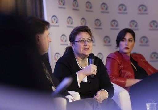 Sandra Alexiu: Vom trece printr-un sezon greu şi acum este de-abia începutul/ În România se cunoaşte deja că sezoanele de gripă sunt complicate din cauza vaccinării, care este foarte scăzută/ Avem supraaglomerări în spitale