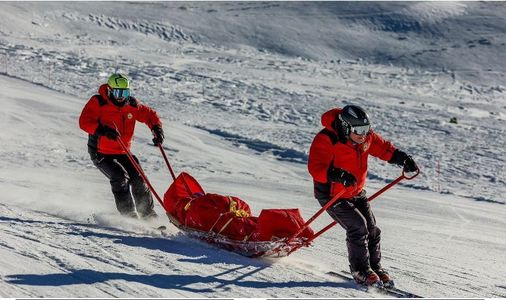 Salvamont România - 30 de persoane salvate în ultimele 24 de ore - 13 au fost predate ambulanţelor, iar 2 au fost preluate de elicopterul SMURD