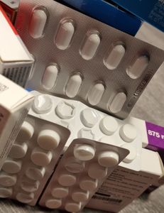 MS a transmis LISTA medicamentelor antitermice, antiinflamatoare şi antivirale pentru gripă disponibile