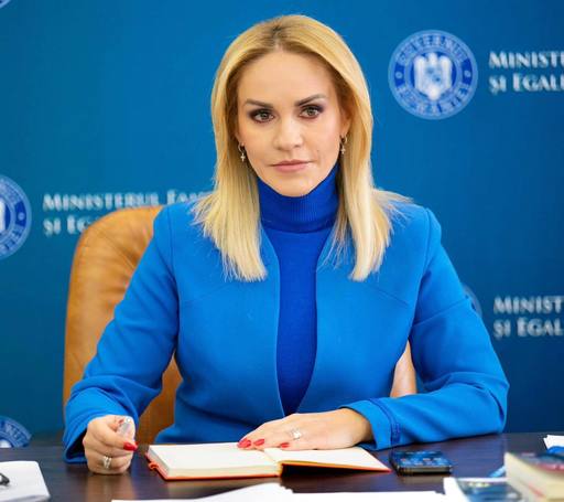 Firea: Avem deja peste 7.200 de solicitări pentru programul de creştere a natalităţii, înregistrăm proiecte pentru reţeaua celor 150 de centre de zi pentru copii şi facem paşi rapizi pentru implementarea cardului pentru tineri