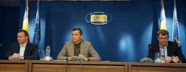 UPDATE - Grindeanu: Încă 67 de kilometri din Autostrada Moldovei au de astăzi constructor. Au fost semnate contractele pentru tronsoanele 2 şi 3 ale secţiunii de autostradă Buzău-Focşani, parte din A7