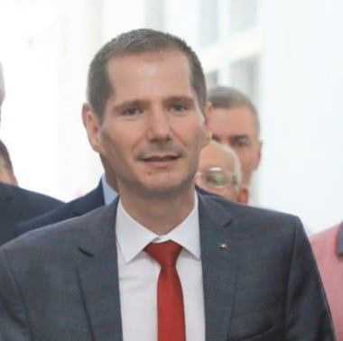 Preşedintele CJ Vrancea a anunţat că noul Spitalul Judeţean Focşani, neinclus în lista aprobată pentru finanţarea cu fonduri din PNRR, va fi totuşi realizat, dar cu alte fonduri/ Valoarea acestuia este de 500 de milioane de euro  
