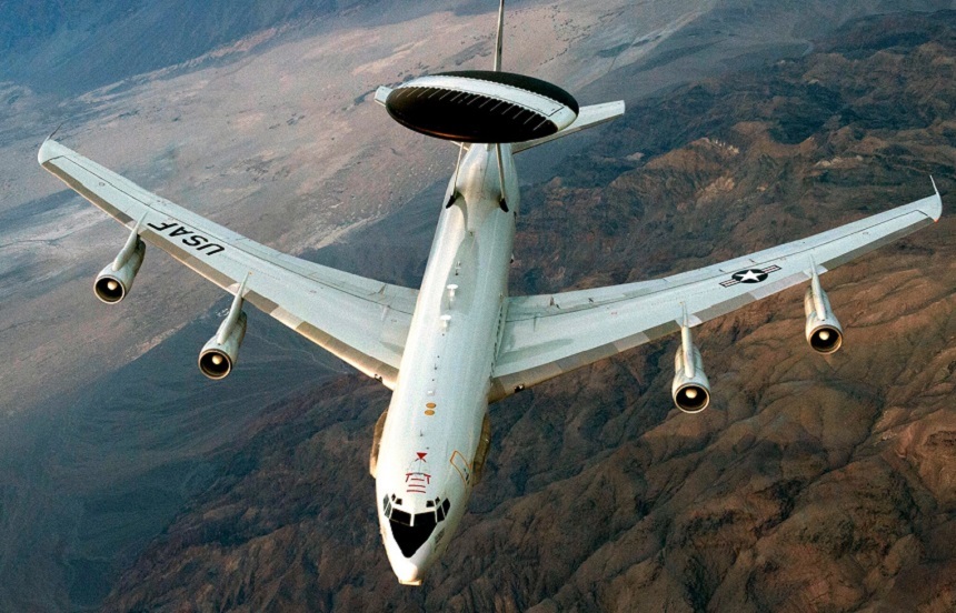 Aeronave AWACS din cadrul Forţei Aeropurtate a NATO de Avertizare Timpurie şi Control vor ajunge în România marţi