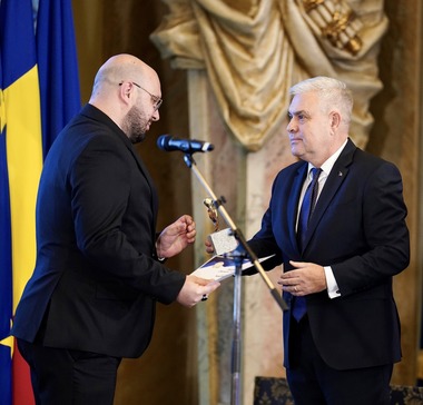 Ministrul Apărării: Este normal ca o ţară să caute să îi valorizeze şi să îi premieze pe cei care au idei inovatoare. Contribuţia la procesul de inovare în domeniul securităţii, cu atât mai importantă cu cât trecem printr-o perioadă plină de provocări