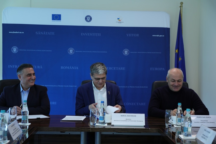 Contract de peste 200 de milioane de euro pentru extinderea reţelei de apă-canal din Caraş-Severin, semnat/ Peste 14.000 de locuitori vor beneficia de servicii conforme de alimentare cu apă