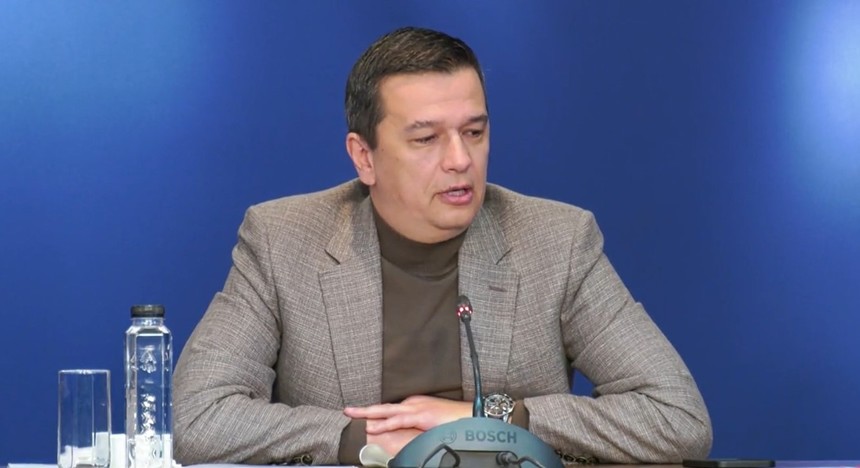 Sorin Grindeanu: S-au creat toate premisele ca începând din acest an minimul de kilometri pe care CNAIR să îi dea în folosinţă să fie de 100 de km pe an / S-ar putea la anul, când este un vârf, să ne ducem spre 150 de km