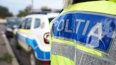 Vrancea: Trei tineri care au lovit un poliţist aflat în timpul liber, când a intervenit pentru că o femeie era agresată, reţinuţi / Ei sunt cercetaţi pentru loviri / Sindicat: Poliţistul agresat, neprotejat de lege