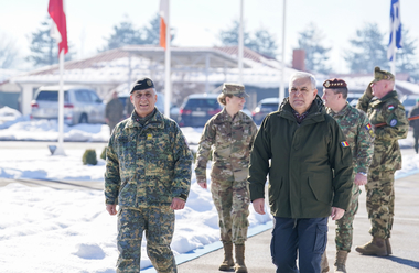 Vizită a conducerii MApN în baza EUFOR ALTHEA din Bosnia şi Herţegovina/ Tîlvăr: România va rămâne pe deplin angajată în eforturile de menţinere a unui climat sigur şi stabil în Balcanii de Vest, o regiune de importanţă strategică pentru noi