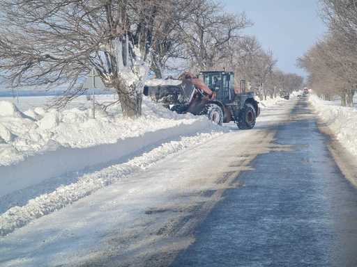 S-a redeschis circulaţia pe DN 22 care leagă municipiul Râmnicu Sărat de Brăila, pentru autovehiculele cu masa totală maxim autorizată mai mică de 3.5 tone - VIDEO