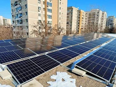 Viceprimarul Sectorului 6 anunţă începerea unui proiect amplu de instalare de panouri fotovoltaice pe unităţile de învăţământ din sector şi pe centrele sociale