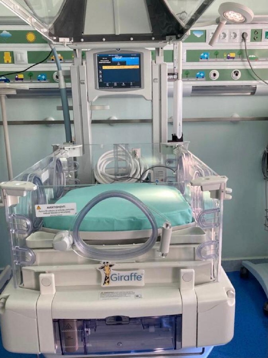 Secţia de Neonatologie a Spitalului Judeţean Galaţi va fi dotată cu aparatură medicală pentru asigurarea terapiei intensive la bebeluşii care se nasc cu probleme medicale