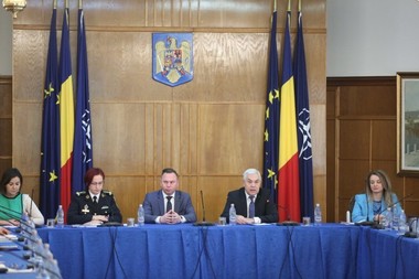 Tîlvăr: Ministerul Apărării Naţionale sprijină şi promovează accesul liber şi egal la toate nivelurile ierarhice, pentru femei şi bărbaţi, civili sau militari. Singurele criterii sunt cele de performanţă şi profesionalism