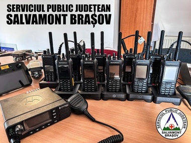 Braşov:  Serviciul Salvamont, dotat cu staţii de emisie-recepţie de ultimă generaţie, care vor asigura comunicarea între salvatori dar şi cu alte instituţii, infrastructura fiind asigurată de STS
