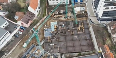 Primarul Braşovului anunţă că a sesizat instituţiile competente şi va face plângeri penale cu privire la două şantiere de construcţii unde se fac lucrări fără autorizaţie
