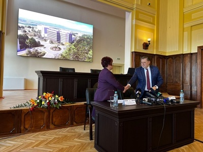 UPDATE - Au fost semnate contractele de finanţare pentru construirea a patru noi spitale în Transilvania, prin PNRR / Rafila: Discutăm de investiţii în zonele de patologii prioritare în România