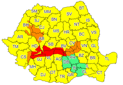Cod galben privind intensificări ale vântului în aproape toată ţara, de luni seară/ Cod portocaliu, la altitudini de peste 1.500 de metri, în Carpaţii Meridionali, de Curbură şi în Apuseni/ Cod roşu la peste 1.800 de metri, în Carpaţii Meridionali