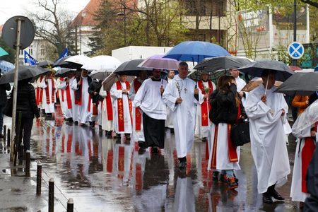 Arhiepiscopia Romano-Catolică de Bucureşti organizează procesiunea de Florii pe străzile Capitalei