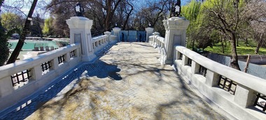 Nicuşor Dan: Am reabilitat Podul Mare din Cişmigiu, un simbol al parcului monument istoric. Lucrările de consolidare şi renovare au fost finalizate - FOTO