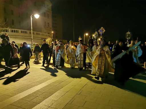 Arhiepiscopul Tomisului a anunţat că va aduce Lumina Sfântă de pe mare şi în acest an 
