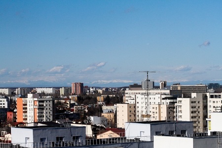 Meteorologii anunţă temperaturi de până la 24 de grade în Bucureşti vineri