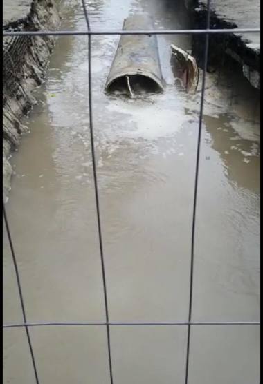 Termoenergetica anunţă lucrări de înlocuire a reţelei primare, pe strada Dezrobirii, fără oprirea alimentării cu apă caldă a consumatorilor / Reţeaua termică primară are o vechime de aproape 45 de ani