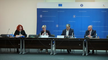 Ministerul Proiectelor Europene: 27 de noi contracte de 43,7 milioane de euro pentru restaurarea obiectivelor de patrimoniu, semnate/ Castelul Huniade, Cetatea Medievală Bistriţa, între obiective/ Boloş: Sunt investiţii în repere care ne definesc ca popor