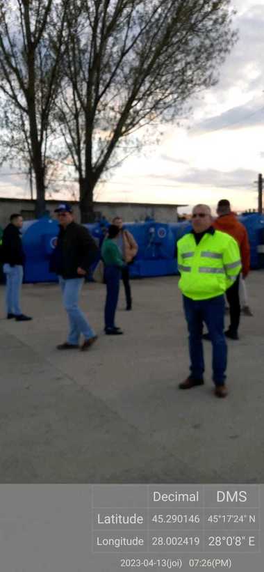 Garda de Mediu: Comisari sechestraţi şi agresaţi de primarul localităţii Smârdan, în timp ce efectuau un control la ferma fiului său / A fost deschis dosar penal / Neregulile constatate - FOTO


