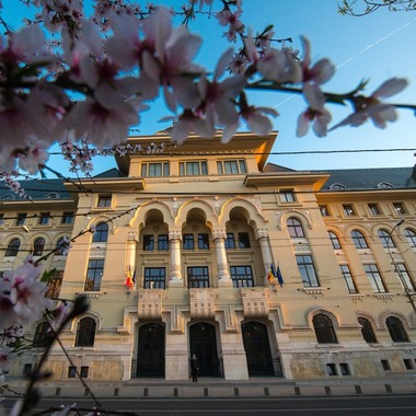 Un teren din Glina cumpărat de Compania Municipală Cimitire Bucureşti cu 10,4 milioane lei în 2019 ar urma să fie scos la vânzare. CGMB, chemat să îşi mandateze reprezentanţii în AGA să aprobe vânzarea
