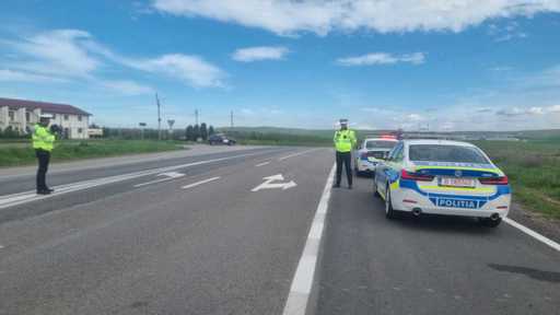 MAI: 24.000 de angajaţi vor acţiona zilnic, în minivacanţă / Misiunea forţelor de ordine / Peste 40.000 de persoane, aşteptate în fiecare zi la Costineşti şi Mamaia