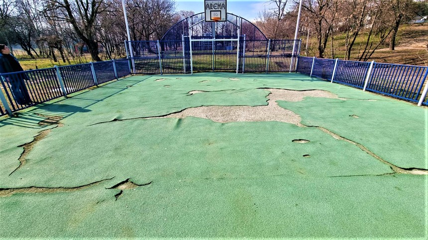 Viceprimarul Capitalei Horia Tomescu anunţă lucrări de reparaţii la terenurile sportive din parcurile Herăstrău, Carol, Circul de Stat, Băneasa, Izvor şi Tineretului