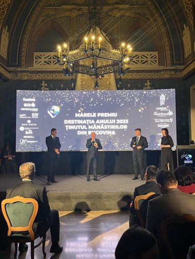 Ţinutul mănăstirilor din Bucovina a câştigat Marele premiu ”Destinaţia anului 2023 în România”