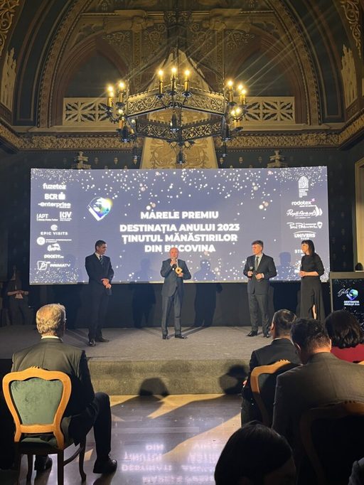Ţinutul mănăstirilor din Bucovina a câştigat Marele premiu ”Destinaţia anului 2023 în România”