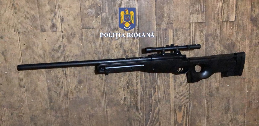 Lucian Bode: În România sunt aproximativ 70.000 de deţinători de arme de foc letale, majoritatea sunt arme de vânătoare