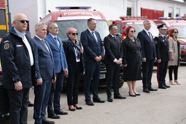 Arafat, la sărbătorirea a 15 ani de la înfiinţarea SMURD Bucureşti – S-a vorbit de aproape un milion şi jumătate de cazuri, este cifra intervenţiilor / Dacă am număra maşinile, am ajunge la mult peste 2 milioane de ieşiri ale echipajelor SMURD - VIDEO