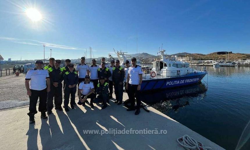 Peste 680 de persoane aflate în pericol au fost salvate de poliţiştii de frontieră români, în cadrul unei misiuni internaţionale în Marea Mediterană / O navă şi două şalupe de la Garda de Coastă vor continua misiunile în Mediterana