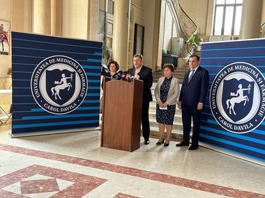 Alexandru Rafila: Am făcut un apel la toate spitalele din România să scoată posturile la concurs / Mi se pare o nedreptate să avem peste 1.000 de medici care au devenit specialişti şi ei să nu aibă unde să lucreze