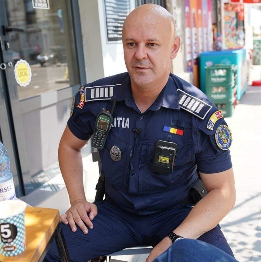 Unul dintre cei mai cunoscuţi poliţişti din Sibiu demisionează, după 27 de ani / Viorel Teacă, unul dintre protagoniştii serialului "Oamenii legii" difuzat de AXN 