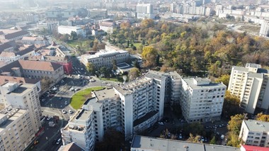 Analiză privind piaţa imobiliară: În marile oraşe, preţurile apartamentelor vechi au crescut, în aprilie 2023, cu 4-9 % faţă de aceeaşi perioadă a anului trecut. La apartamentele noi, în unele oraşe creşterea e mai mică
