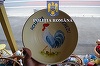 Obiecte produse în Bulgaria, vândute ca ceramică de Horezu de către comercianţii din zonă. Sute de farfurii, oale şi ceasuri au fost ridicate. Poliţia a deschis şapte dosare penale - FOTO
